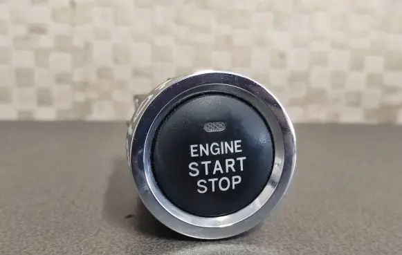 Toyota Avensis T270 Engine start stop button switch 15A854