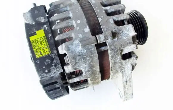 Hyundai ix35 Generator/alternator 373002A850