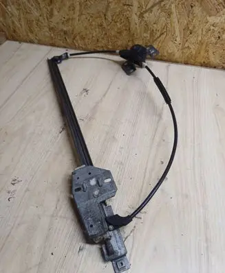 Volkswagen Multivan T4 Front door manual window regulator 701837502