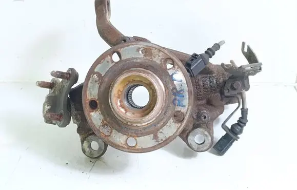 Volkswagen Golf VII Front wheel hub spindle knuckle 5Q0256R