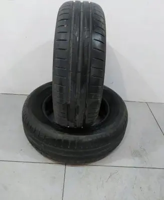 Audi 80 90 S2 B4 R15 summer tire 
