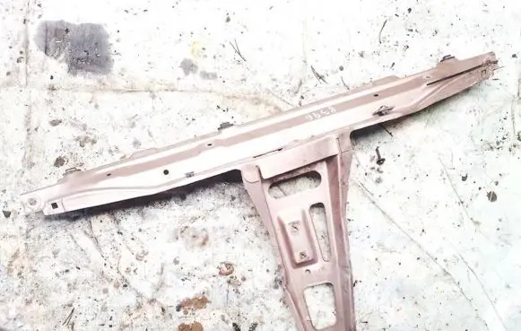 Audi 80 90 B3 Radiator support slam panel