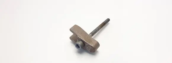 Mercedes-Benz CLK A209 C209 Fuel Injector clamp holder