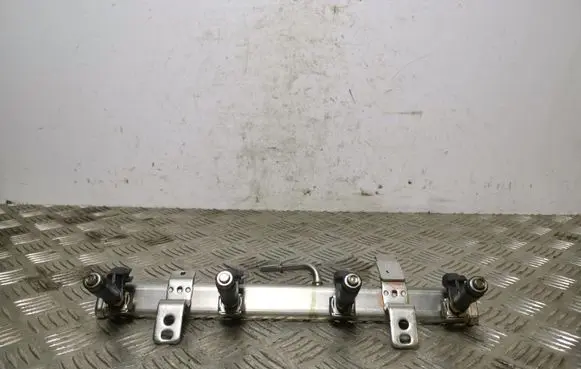 Jeep Cherokee Fuel main line pipe 04627120AD