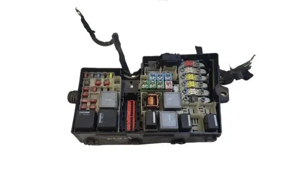 Ford Focus Fuse module 3M5T14A067BC 518804109