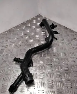 Audi A6 S6 C6 4F Engine coolant pipe/hose 06E121045R 06E121045L