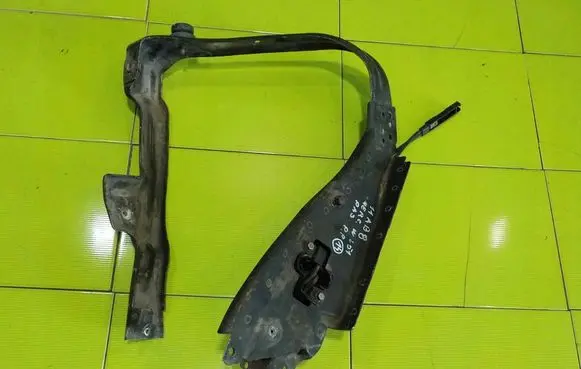 Mercedes-Benz R W251 Other body part PRZOD 11AB8