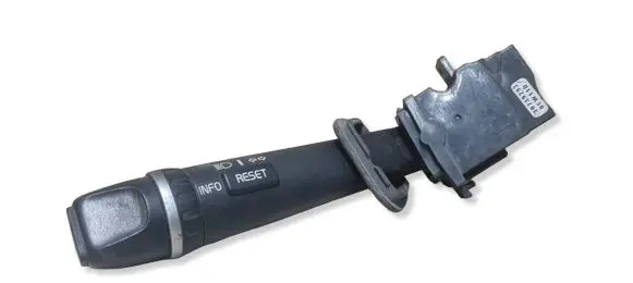 Volvo V70 Indicator stalk 30739293