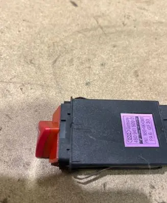 Audi A6 S6 C5 4B Hazard light switch 4B0941509D