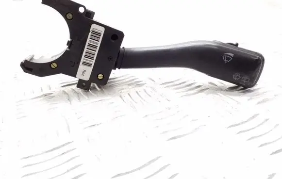 Volkswagen Golf IV Wiper control stalk 4B0953503F