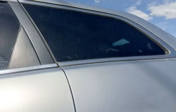 Mazda CX-7 Rear side window