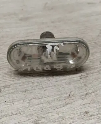 Volkswagen Caddy Front indicator light
