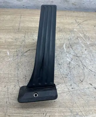 BMW 7 F01 F02 F03 F04 Accelerator throttle pedal 6852644 25916010