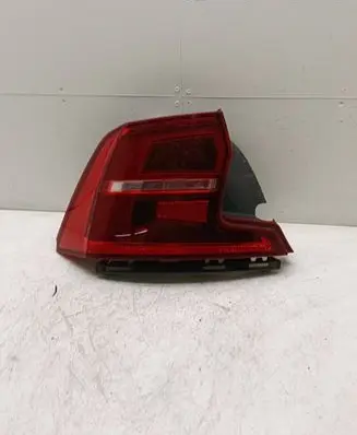Volvo S90, V90 Rear/tail lights 31656773