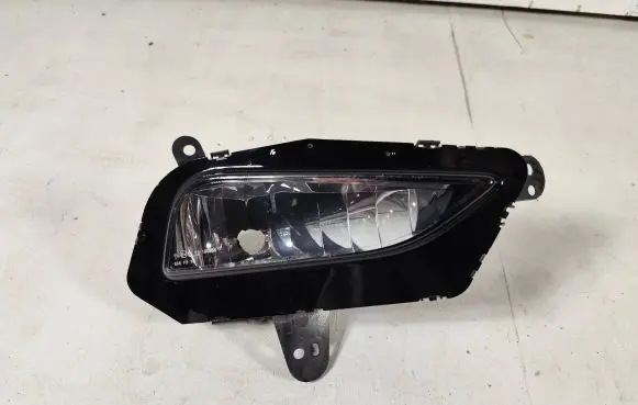Chevrolet Cruze II Front fog light 1004004R