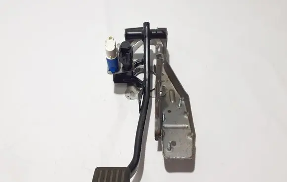 Volvo V60 Brake pedal 31341099