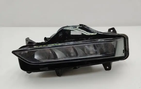 Skoda Octavia Mk4 Front fog light 5E3941700