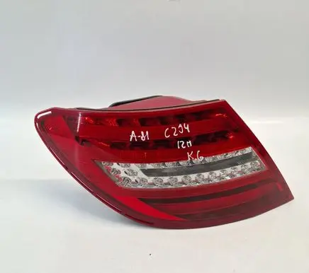 Mercedes-Benz C W204 Rear/tail lights 2049060403 A2049060403