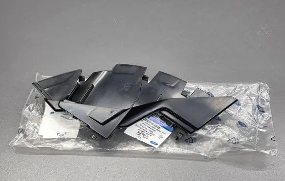 Ford Kuga III Rear bumper mounting bracket LV4B17E850D LV4Z179D942L LV4B17E850DF