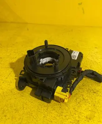 Volkswagen Scirocco Airbag slip ring squib (SRS ring) 5K0953569A