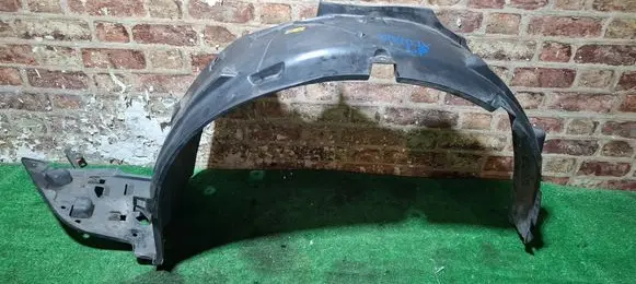 Honda Civic IX Front arch 741511V000