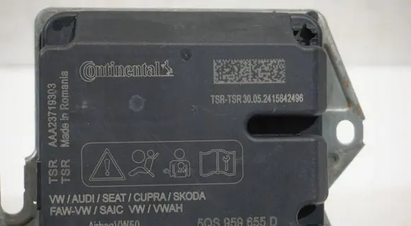 Volkswagen Golf VIII Airbag control unit/module 