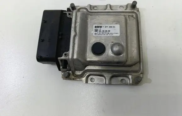 BMW 5 F10 F11 Reducing agents exhaust control unit 7377299