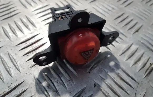 Nissan Almera Tino Hazard light switch 06016