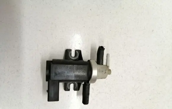 Ford Galaxy Turbo solenoid valve 1J0906627A