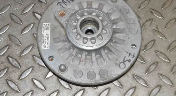 BMW 3 F30 F35 F31 Front upper strut mount 6855817