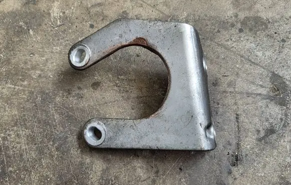 Volvo XC60 Front differential bracket 30713236
