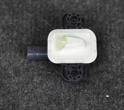 Mercedes-Benz GL X166 Airbag deployment crash/impact sensor A1668210351