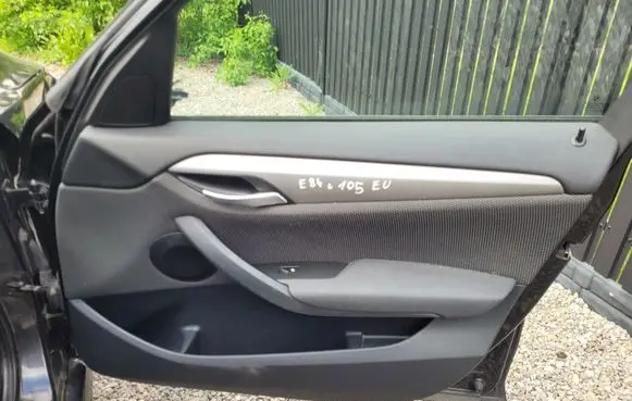 BMW X1 E84 Front door card panel trim