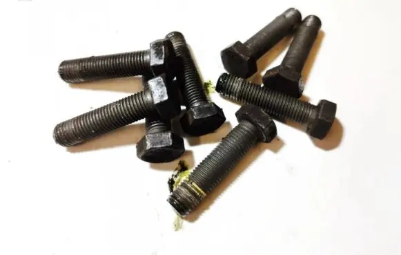 BMW 3 E46 Nuts/bolts 