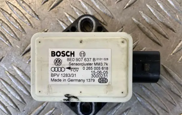 Audi A4 S4 B7 8E 8H ESP acceleration yaw rate sensor 8E0907637B 3000231 0265005618