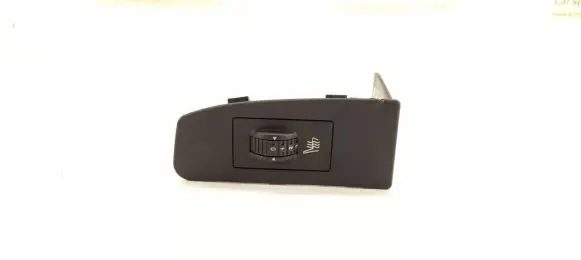 Citroen C4 I Seat heating switch 96500377XT 11B5