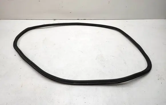 Audi A4 S4 B9 8W Front door rubber seal 8W0831721B