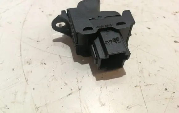 Volvo V50 Electric window control switch