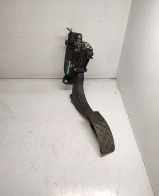 Volkswagen Fox Accelerator throttle pedal 6Q1721503C 6PV00849601