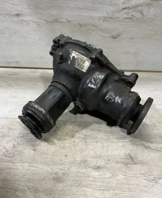 BMW X3 E83 Front differential 7523650 E2961T391 090505370002