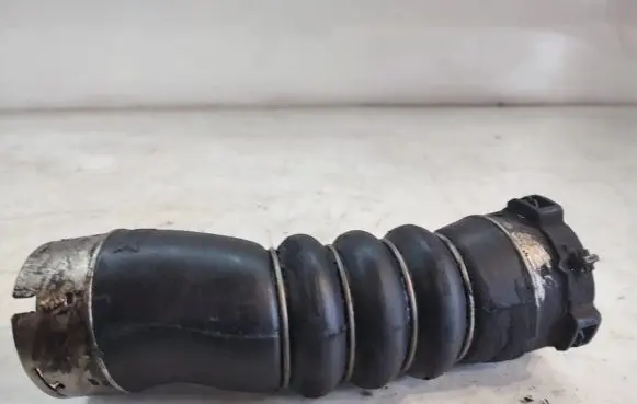 BMW 5 GT F07 Intercooler hose/pipe 7800144