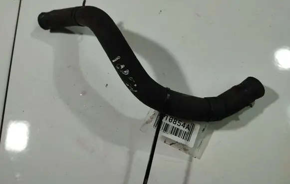 Toyota Avensis Verso Engine coolant pipe/hose