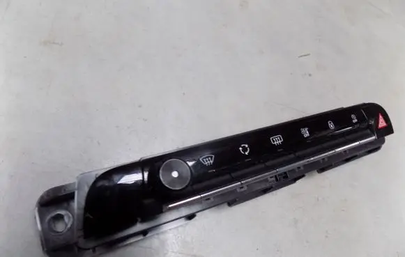 Citroen C5 Aircross Climate control unit 9828018177 28597495 190107