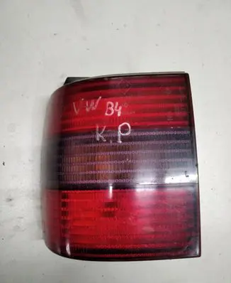 Volkswagen PASSAT B4 Rear/tail lights