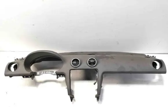 Audi A3 S3 8P Dashboard 8P1857067