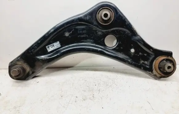 Nissan Qashqai Front lower control arm/wishbone 545014EA0B