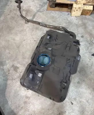 Mercedes-Benz B W246 W242 Fuel tank A2464702701 MF2701134150804