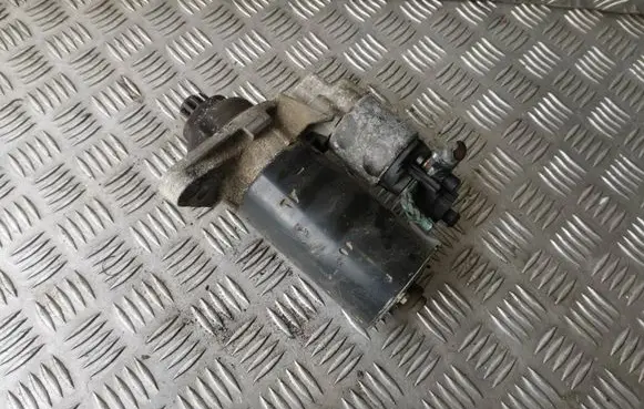 Skoda Roomster (5J) Starter motor 02Z911023N 0001123028