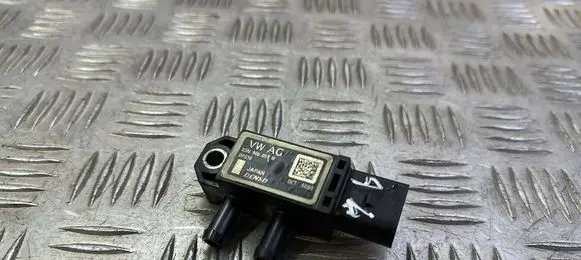 Skoda Superb B8 (3V) Exhaust gas pressure sensor 03N906051B
