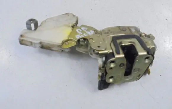 Nissan Micra Front door lock 805004F975